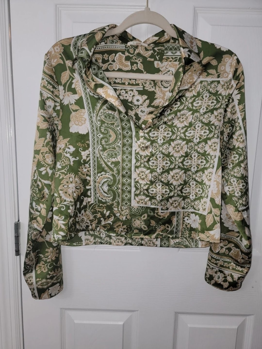 Pleione Green & Gold Renaissance Floral Boho Blouse